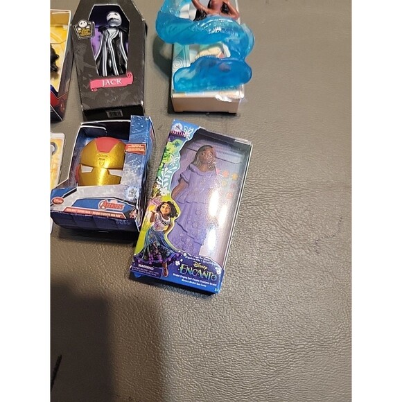 Zuru Mini Brands Lot Disney Princess Toys Iron man Venom etc.. 2" - Picture 9 of 11